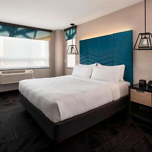 Guest room 1 King Corner room High floor
